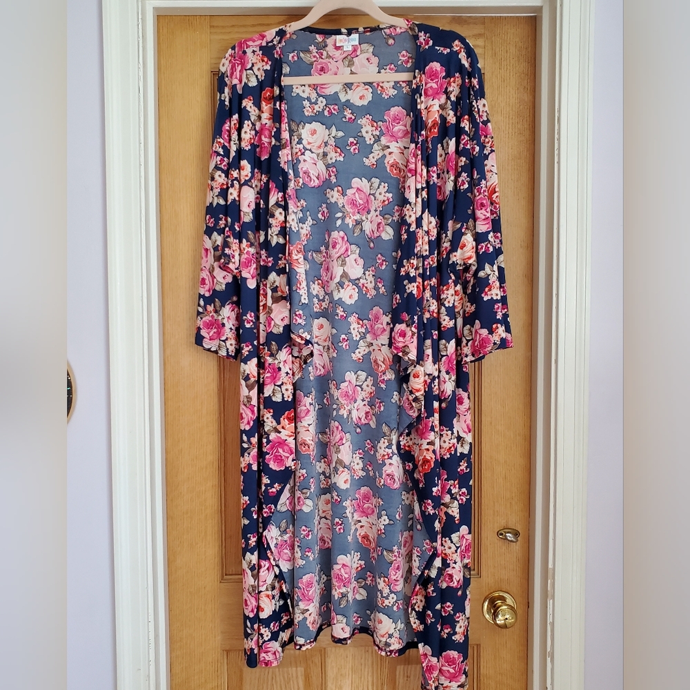 Large Lularoe Shirley